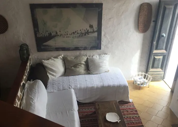 La Maddalena Nyaraló